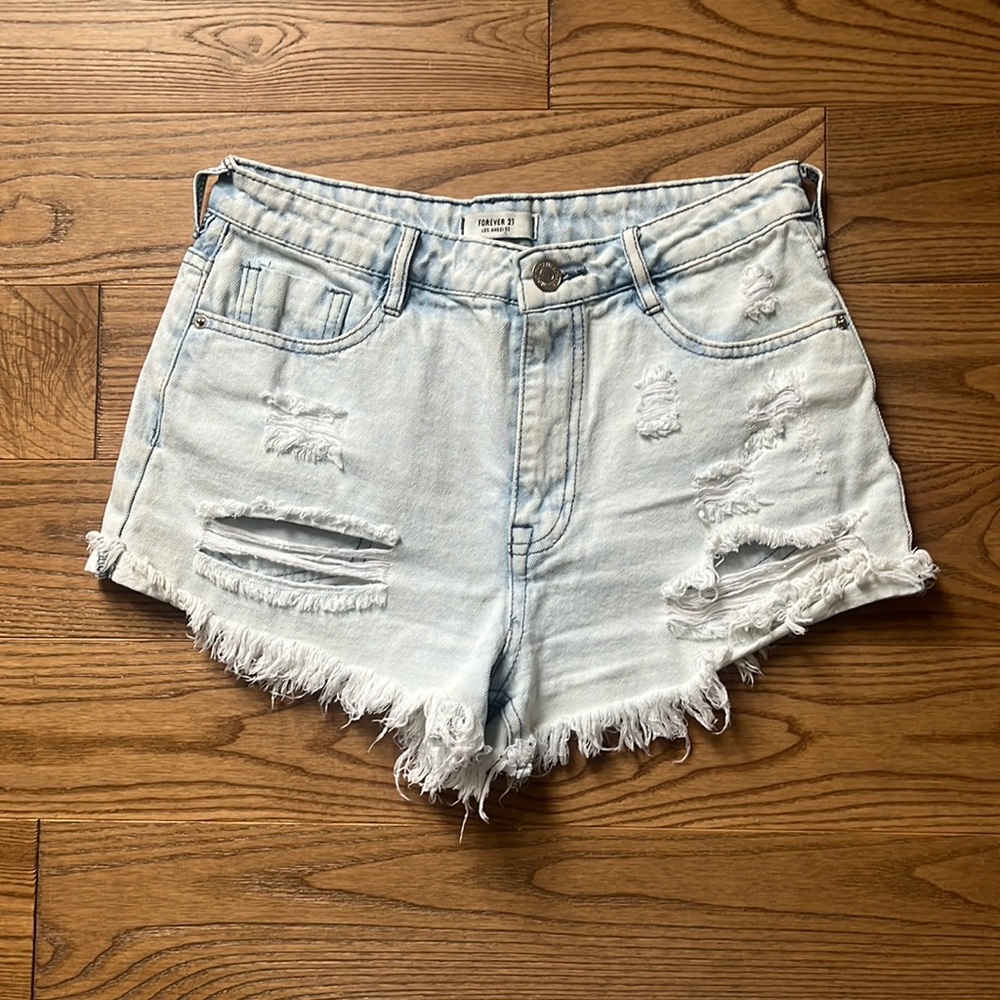 Forever 21 shorts size 26